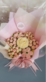 Baby Pink and Cream  7 x Cupcake Bouquet